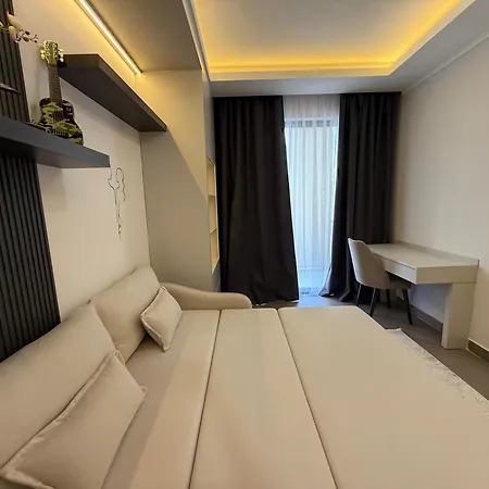 Yenissey Comfortable 2-bedroom In Mahmutlar Near Sea 公寓 *